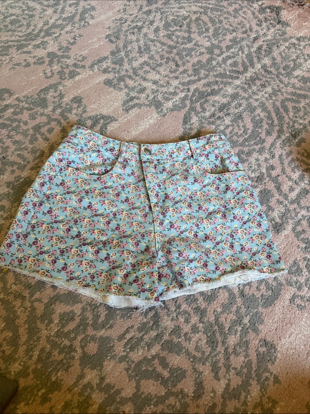 Light Blue Floral Denim Shorts for Women